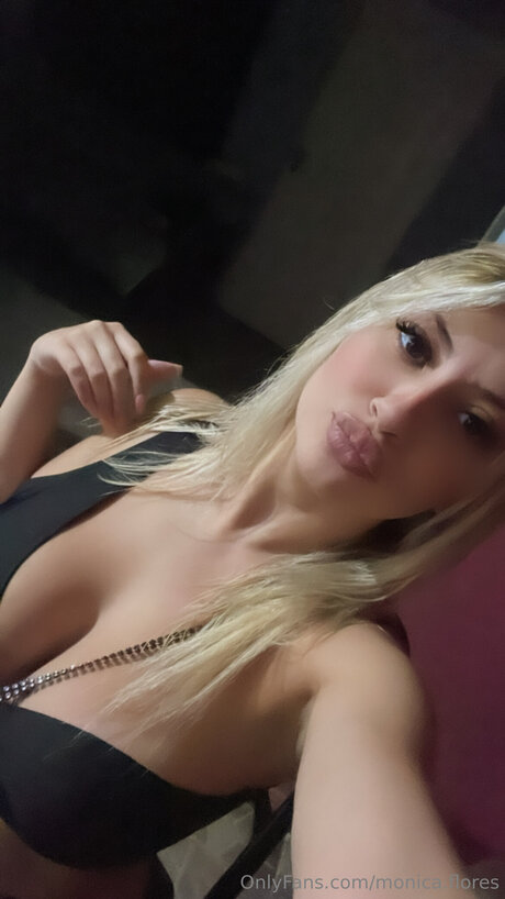Monica Flores pornstar xxx pics
