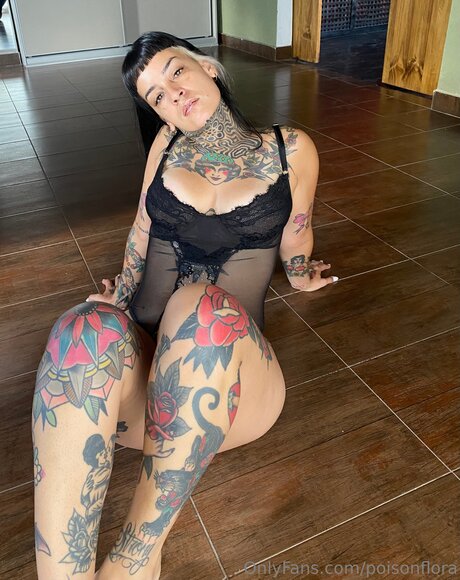 Poisonfloraa pornstar high quality gallery