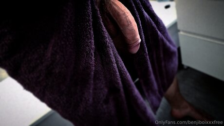 Benjiboixxxfree xxx pornstar pic