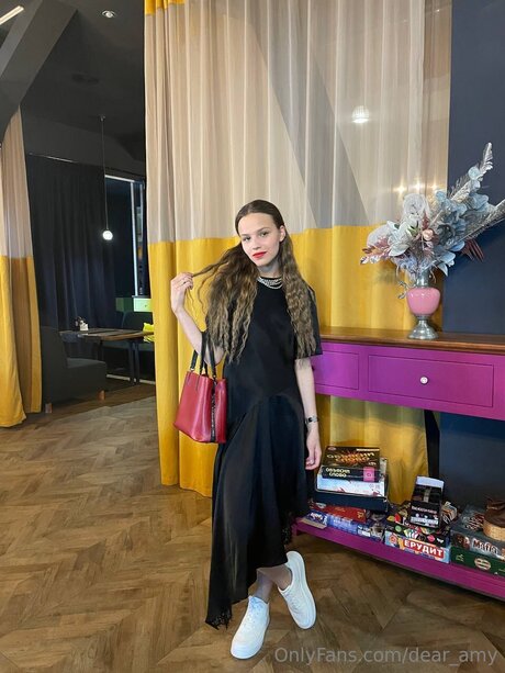 Dear Amy actress picture