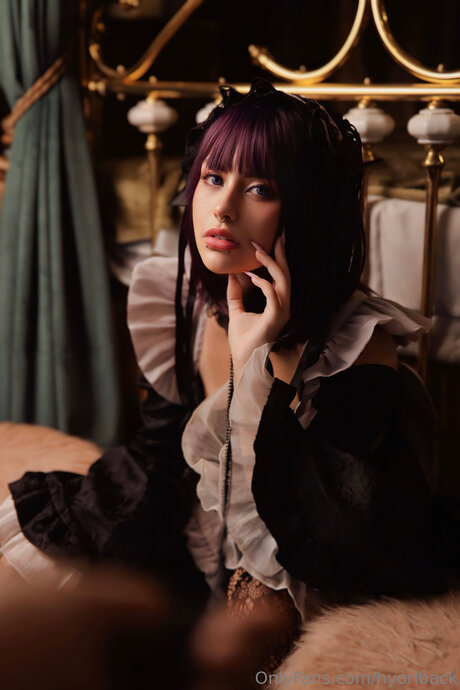 Hyoriback nude model gallery