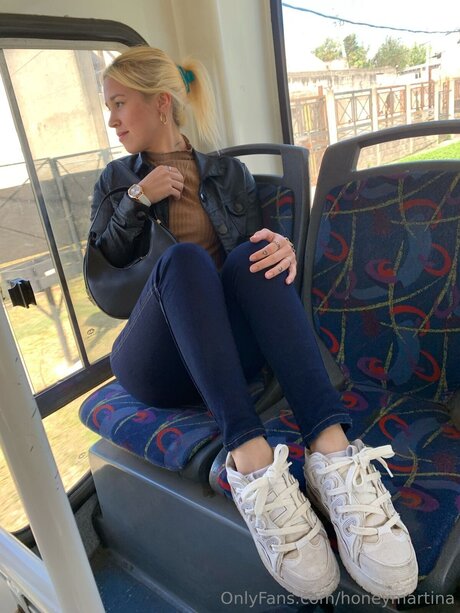 Honeymartina star nudes img