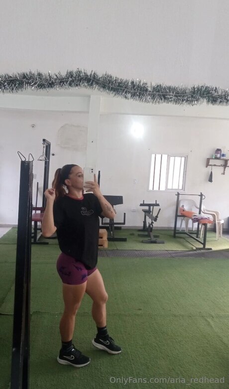 Aria Redhead star nudes images