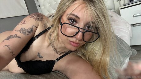 Rubiasophiee model art pictures