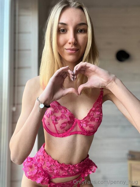 Penny Hug xxx actress picture