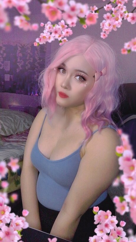 Luvlyjessxx adult model image