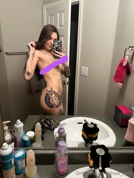 Hae Solo art actress picture