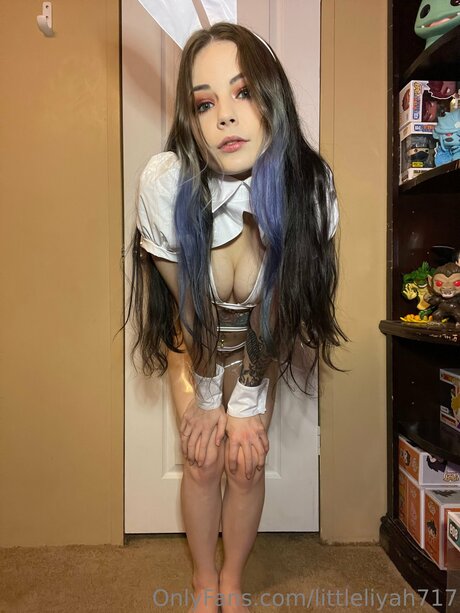 U271009106 porn actress gallery