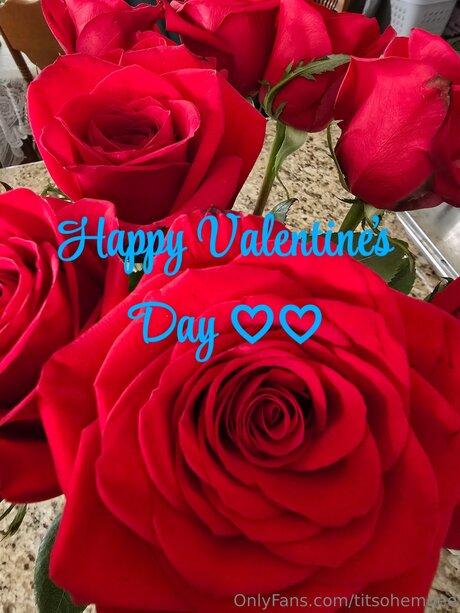 Titsohemgee star xxx photo