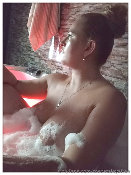 Zoecataleyafree star naked images