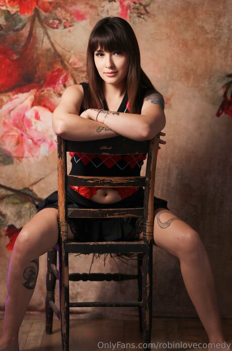 Robinlovecomedy pornstar sexy photo