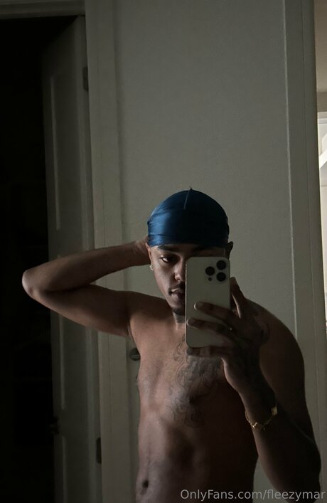 Omarlwc high quality model images