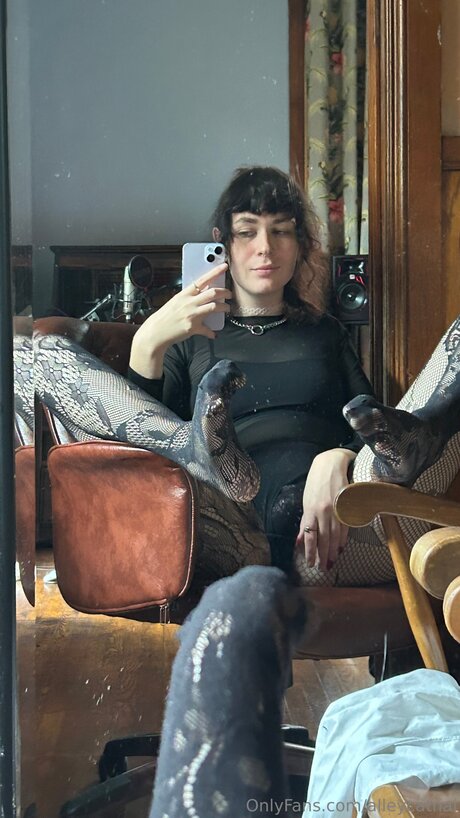 Alleycatnai model pics