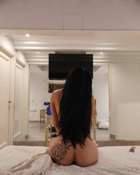 Angieonly12 pornstar nude picture