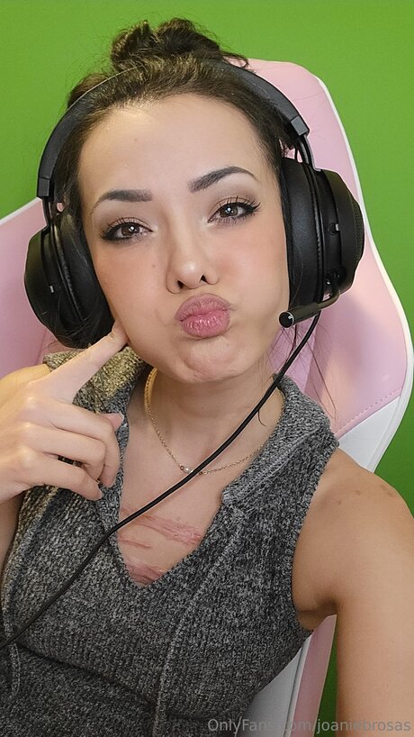 Joaniebrosas high quality actress images