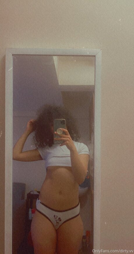 Dirty Vv nudes model gallery