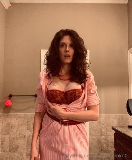 Bustybrooke01 exclusive pornstar image