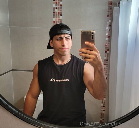 Tuhotboy1 star nudes pictures