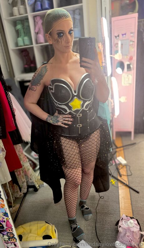 Lindsaylovecosplayvip art model images