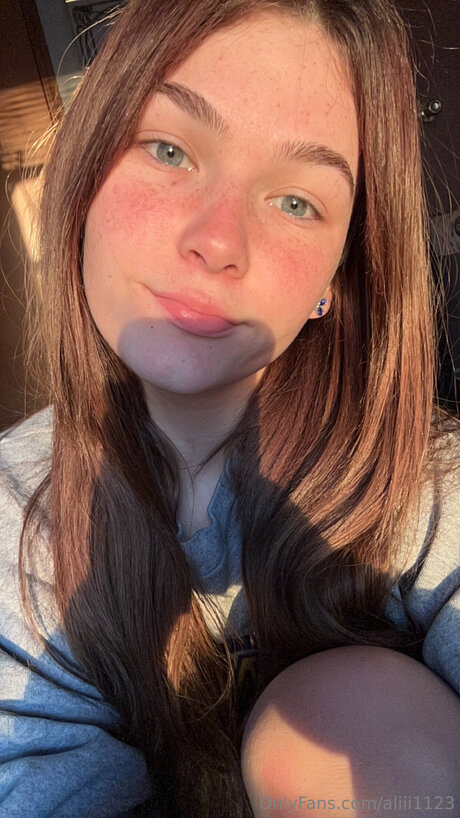 Aliii1123 model xxx pics