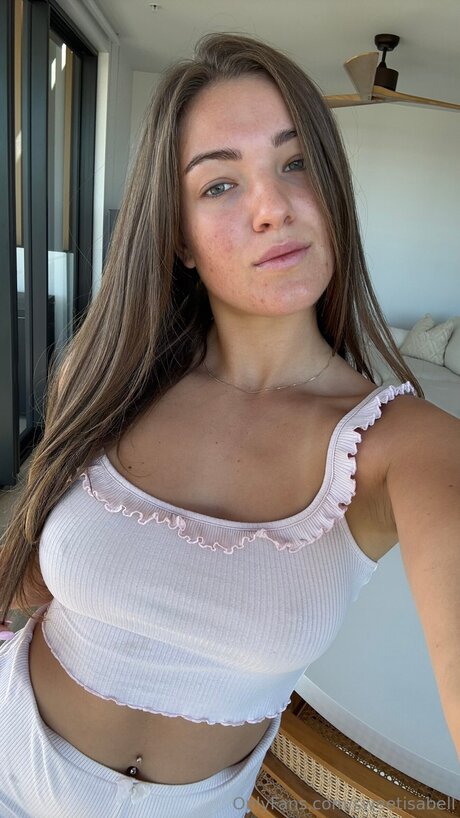 Sweetisabell exclusive actress pic