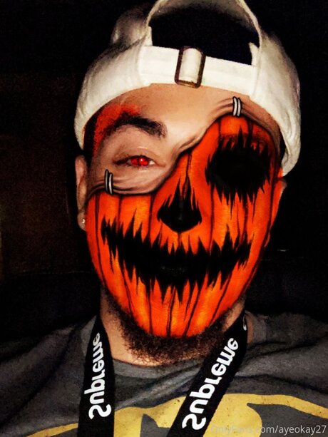 Ayeokay27 adult model archive