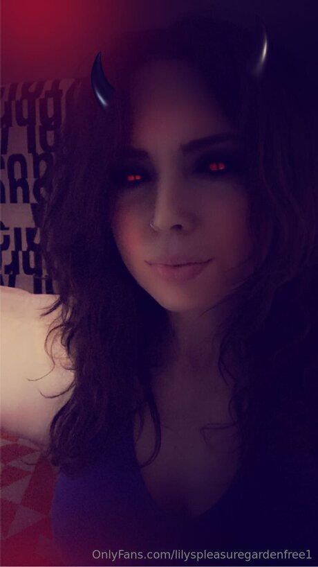 Lilyspleasuregardenfree1 nudes pornstar pic