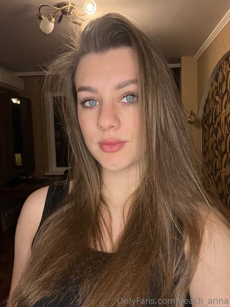 Peach Arina nudes model gallery