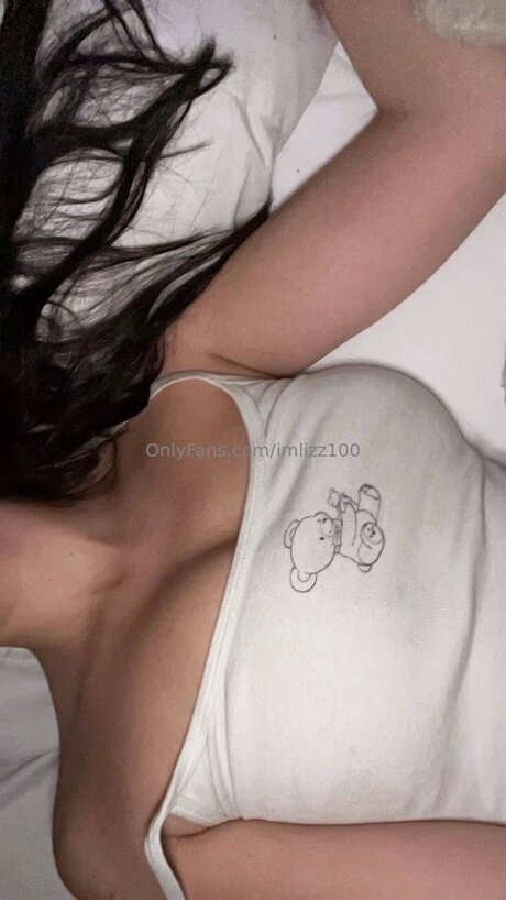 Imlizz100 model erotic photos