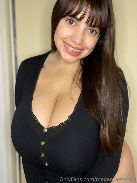 Megan Sexxx69 adult actress pics