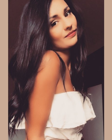 Cyndy valerie Gamache Gravel pornstar pretty picture