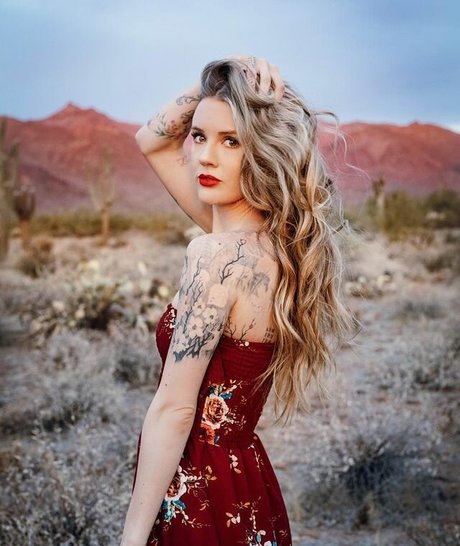 Piper CJ nudes model galleries