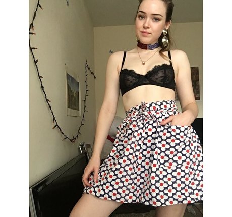 Tori Eaglestone pornstar naked photos