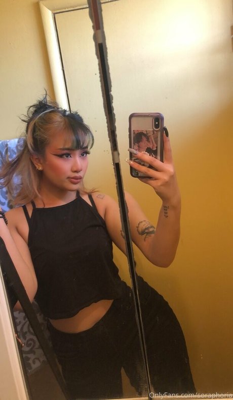 Soraphoria Profile pic