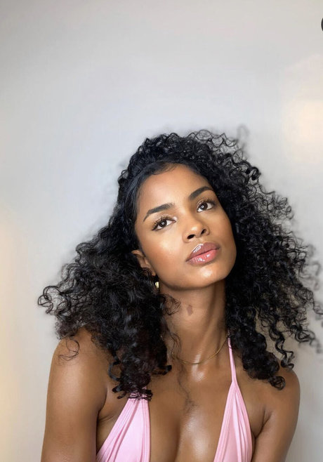 Softest lauwowlau perfect actress pictures