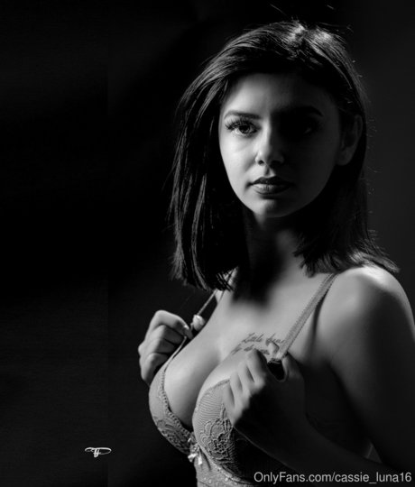 Cassie Luna Profile pic