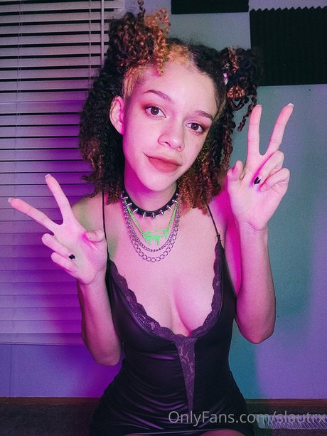 slautrx beautiful pornstar photo