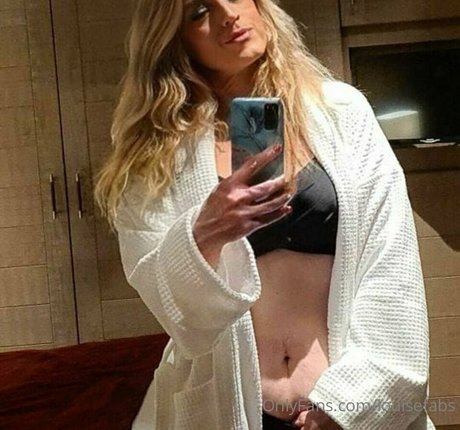 louisefabs nudes pornstar pic