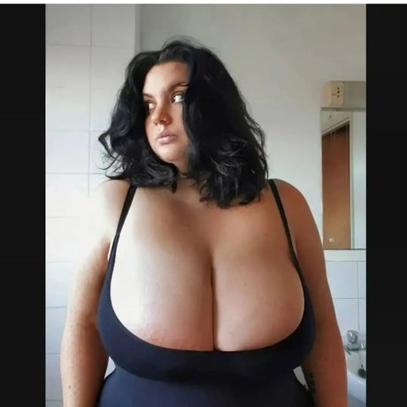 Bexxx__1 star hot pictures