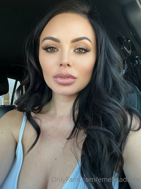 Emelina Adams art star photos