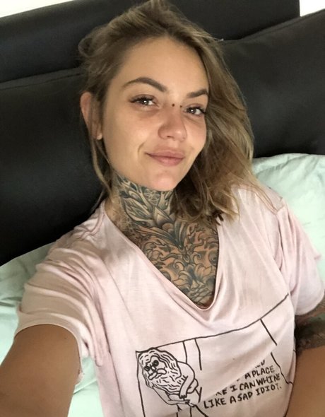 Nikky French pornstar top gallery