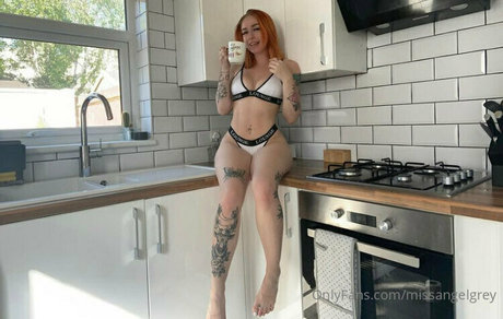 hot shemale onlyfans xxx pics