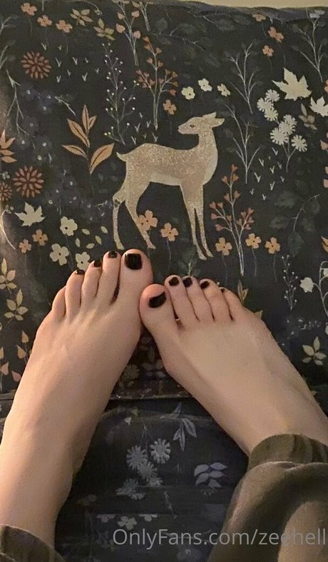 ZeeHell porn model galleries