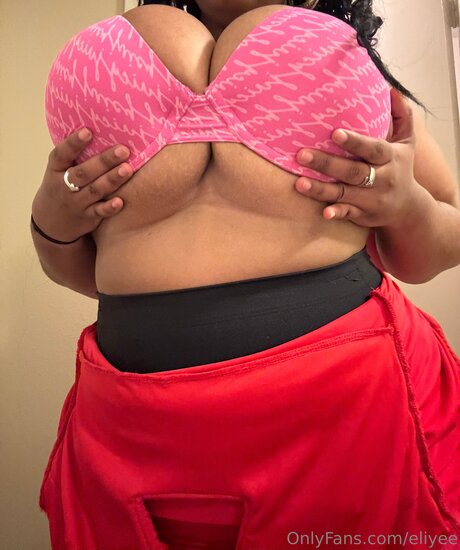 Eliyee nude star gallery