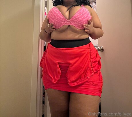 Eliyee star nude pic