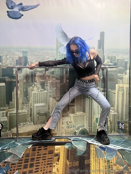 Dorapho Bia art actress picture