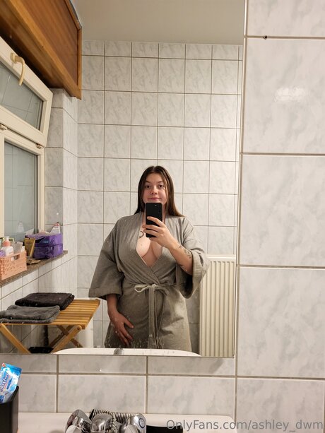 Ashley Dwm erotic model photos