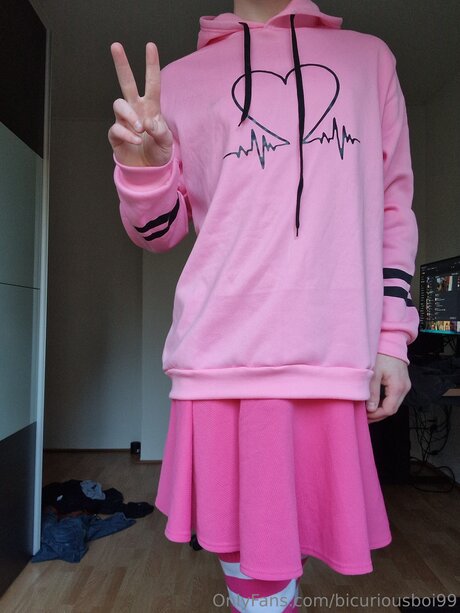 Bicuriousboi99 pornographic model archive