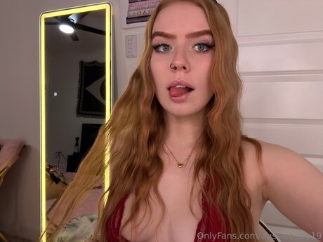 Aussiebabe19 star naked archive