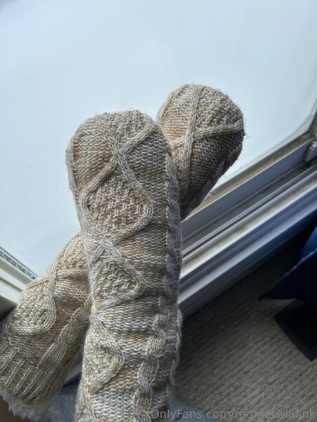 Redfeetwildink top actress gallery